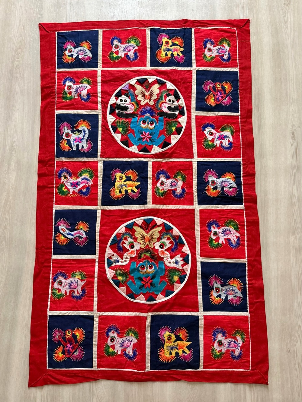 Handmade China 2-Sided Quilt/Arpillera Wall Hanging Geometric Animals